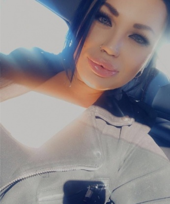 Анкета проститутки Алина - город Турка, 33 года, №1860